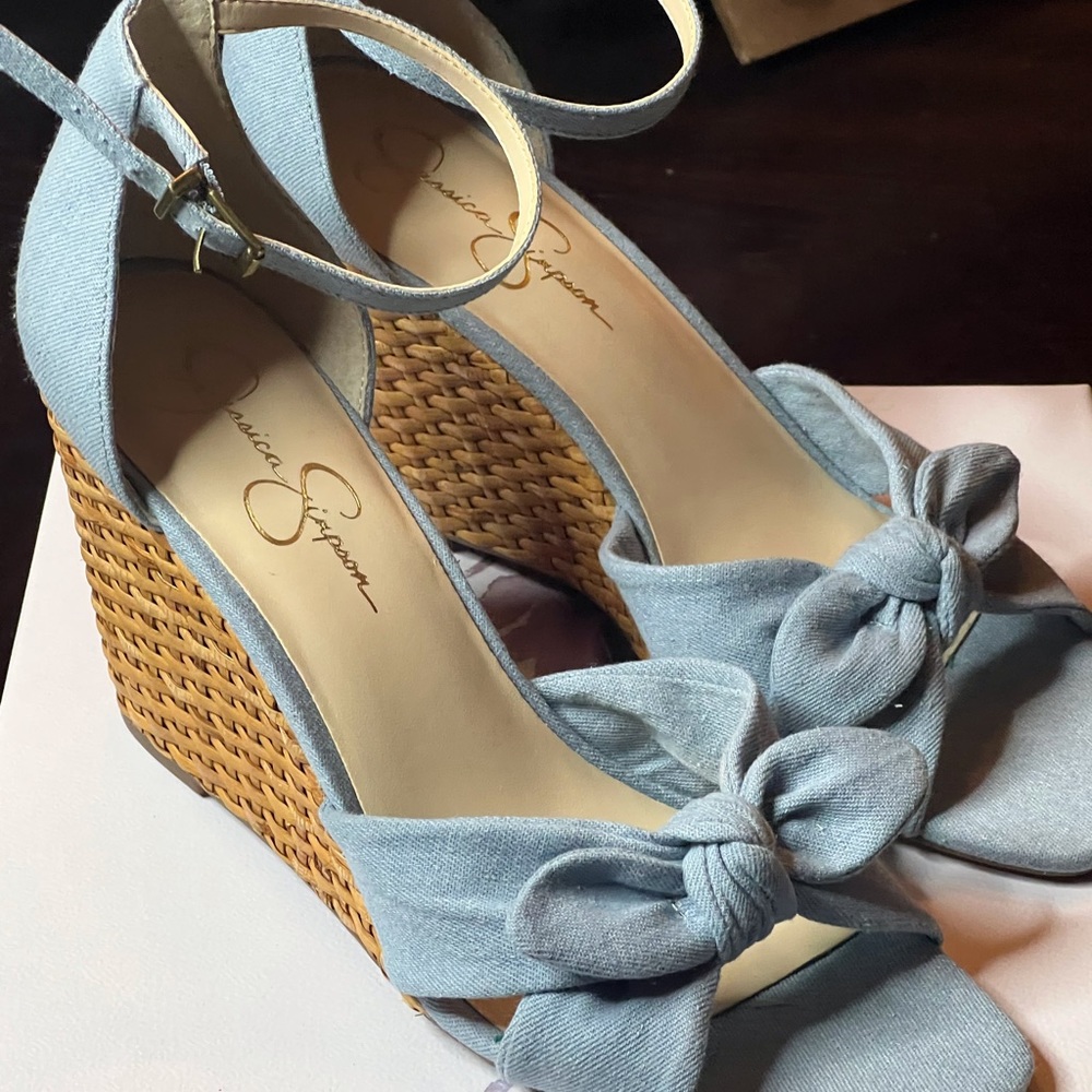 JESSICA SIMPSON woman’s size 9.5 Chambray wedge heel